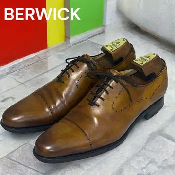 [ 새상품급 ] 버윅 홀컷 신발 앤티크 브라운 7.5