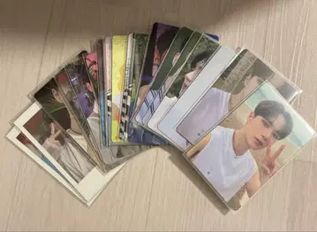 김님 준 트레이딩 카드 묶음 판매
