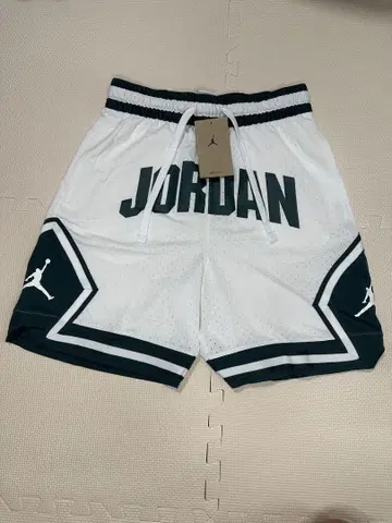 JORDAN 메쉬 숏팬츠 화이트