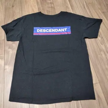 DESCENDANT 블랙 T셔츠