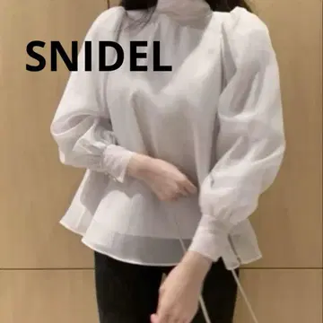 [ 새상품급 ] SNIDEL 스나이델 시어 블라우스 리본 긴팔 화이트