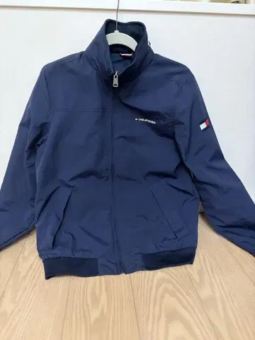 TOMMY HILFIGER 네이비 블루종 점퍼