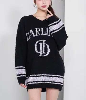 새상품 택 포함 Darich 믹스 컬러 로고 니트 튜닉