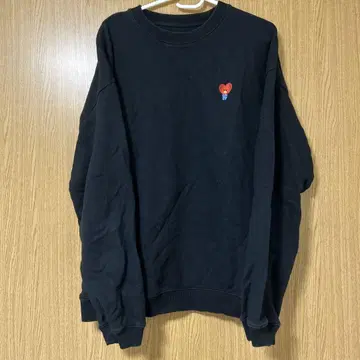 TATA 자수 블랙 트레이닝복