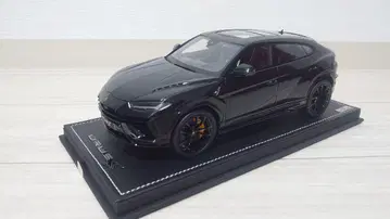 새상품급 람보르기니 우루스 S 1/18 스케일