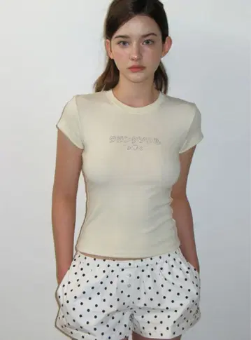[ CRANK ] Lettering Hotfix Top_Yellow