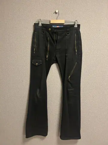 lackmeans FLARE ZIP TROUSER black 2