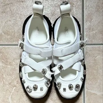[ 새상품급 ] bibiy 비비 B. BIJOU SNEAKERS
