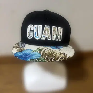 GUAM 자수 플랫 브림 캡