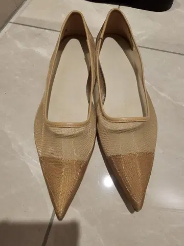 ZARA/스틸레토 플랫슈즈