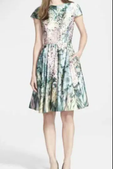 Tedbaker(테드베이커) 꽃무늬 원피스 0사이즈