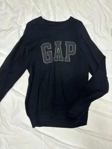 GAP 블랙 맨투맨 사이즈 S