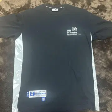 AAPE 블랙 T셔츠