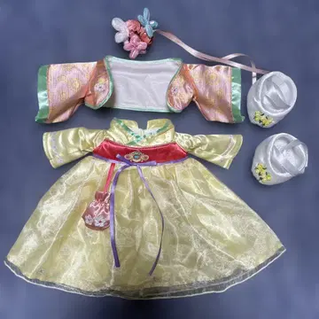 스텔라 루용 아시아풍 아웃핏