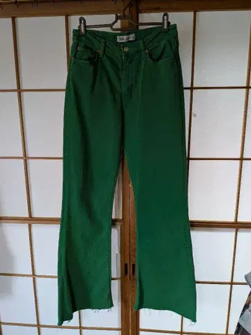 ZARA 플레어 데님 팬츠 그린