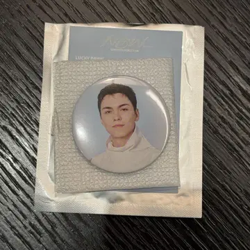 SEVENTEEN WORLDTOUR NEW 캔뱃지 버논