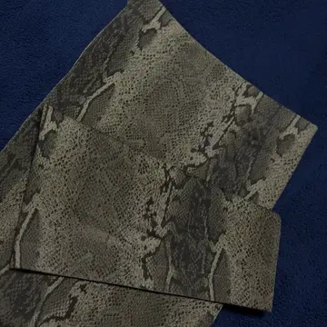 오데스 Ordes SNAKE EFFECT COTTON PANTS | 브랜드 중고거래 오데스 Ordes SNAKE EFFECT COTTON PANTS | 브랜드 중고거래