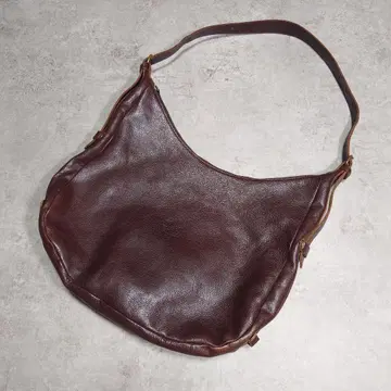 IL BISONTE 일비종떼 숄더백 하프문