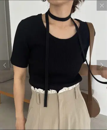 이번 시즌 트렌드 초커 SET U넥 니트 블랙 리브 반팔 니트