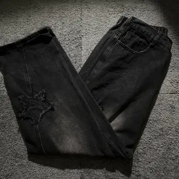블랙 데님 팬츠 별 모양 데미지