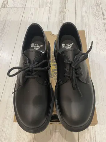선착순 Dr. Martens 1461 BEX MONO 3 홀 신발