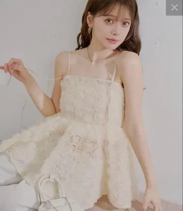Chico 로즈튤페플럼블라우스 베이지 완판템