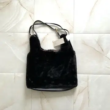 any SiS 2WAY 복슬복슬 퍼 숄더백 블랙 택 포함 새상품