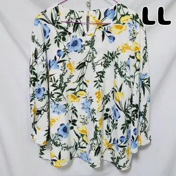 새상품 꽃무늬 블라우스 긴팔 LL 화이트 플라워 프린트 블라우스