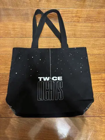 TWICE LIGHTS 토트백 블랙