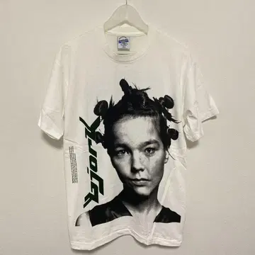비요크 BOOTLEG TEES L 사이즈 티셔츠