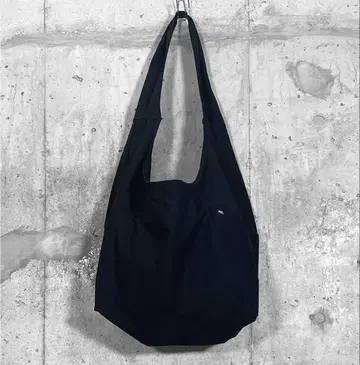 새상품급 mu_ POSTMAN BAG 포스트맨 백 블랙