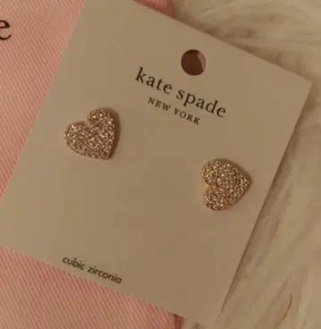 미사용 새상품 kate spade 하트형 귀걸이 큐빅 지르코니아