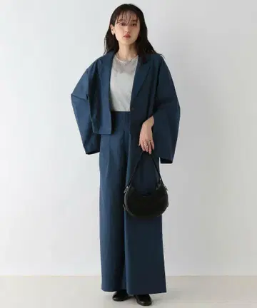 [ 미사용 ] 셋업 테일러드 숏 자켓 x 와이드 플레어 슬랙스