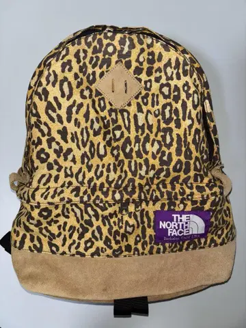 THE NORTH FACE 레오파드 무늬 백팩