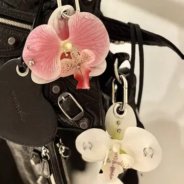flower strap