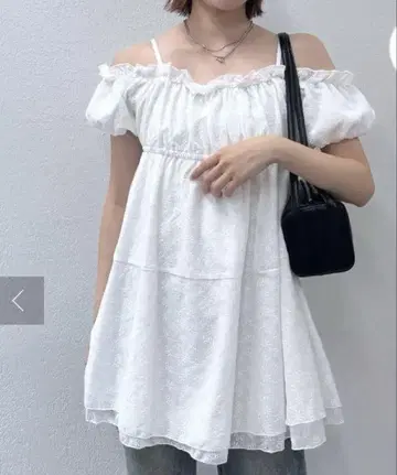m line 2way 오프숄더 레이스 미니 원피스