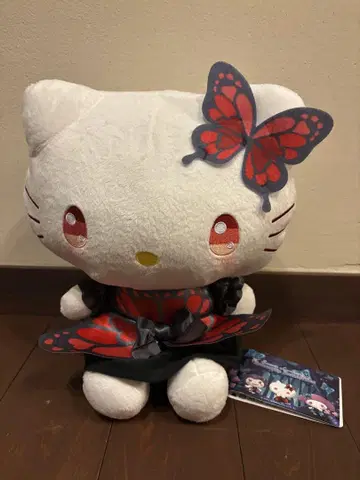 산리오 로맨틱 버터플라이즈 봉제 인형 헬로키티