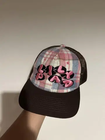 25SS lilypad magazine mesh cap 6 panel
