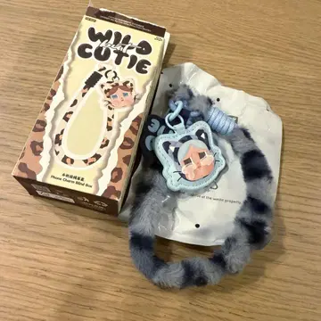 wild but cutie 스트랩 crybaby denim cutie