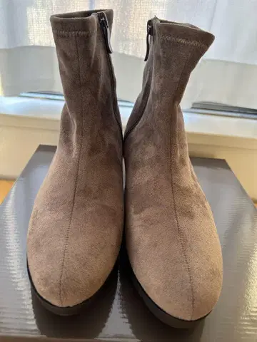 가격 인하 Noble VogueRelux 브라운 스웨이드 숏부츠 24cm