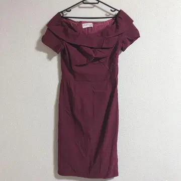 pinup closet 버건디 오프숄더 드레스
