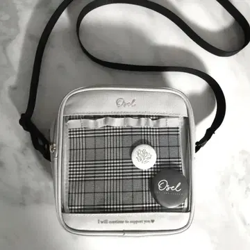 Osel 투명 포켓 부착 숄더백