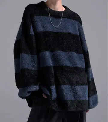 루즈 볼륨 슬리브 오버 샤기 니트