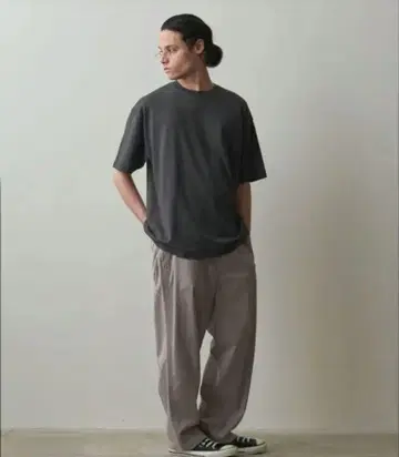 스티븐 알란 튜브 크루넥 티셔츠