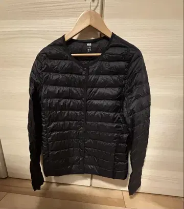 UNIQLO 울트라 라이트 다운 컴팩트 자켓 블랙 여성용 M