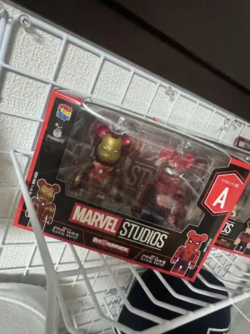 MARVEL STUDIOS 큐브릭 베어브릭