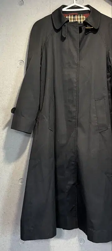 Aquascutum 블랙 롱 코트