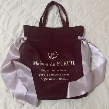 Maison de FLEUR 샤이니 더블 리본 토트백 보르도