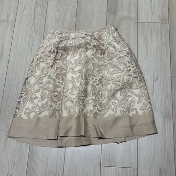 아나이 린넨 플라워 레이스 스커트