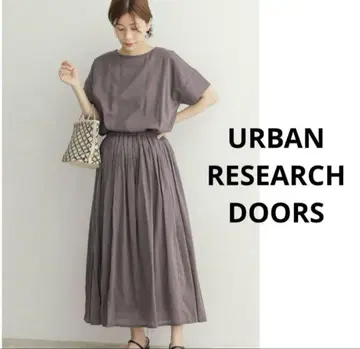 DOORS [ WEB/일부 점포 한정 컬러 ] 코튼 보일 개더 원피스